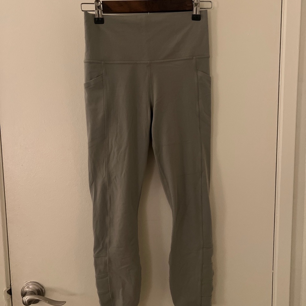 Athleta Sage Green Salutation Stash Pocket Leggings